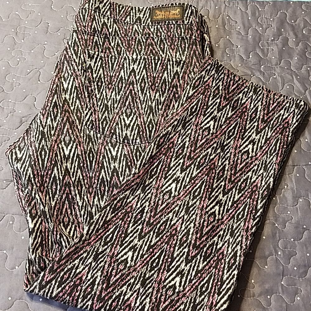 Levi's mid rise skinny crop jeans size 14